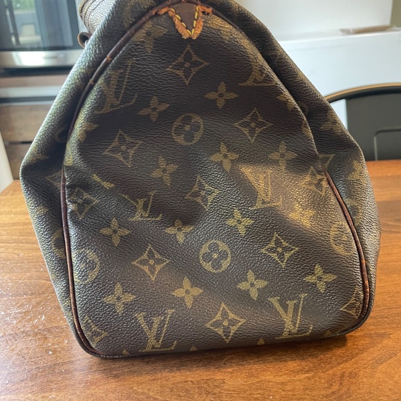 Authentic Louis Vuitton speedy 30 - Picture 5 of 11